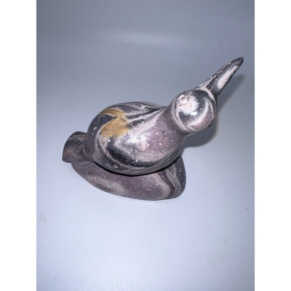 Inuit Soapstone Carved Bird Sculpture Figurine Folk Art Marbled - Picture 4 of 9